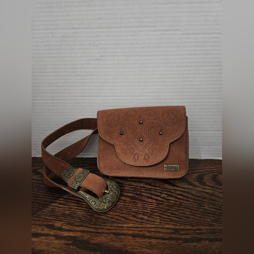 Roxy Fruit Punch waist pack purse/fanny Pack. (BIN9)